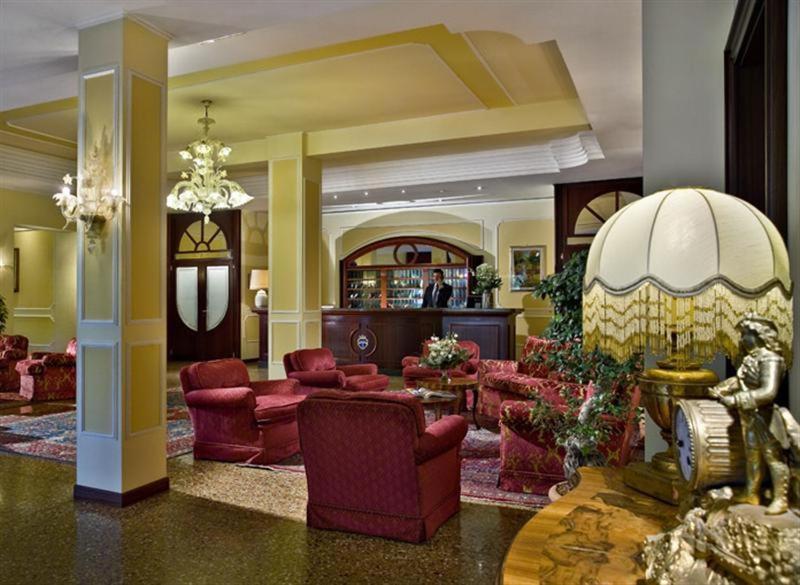Hotel Terme Salus Abano Terme Exteriör bild